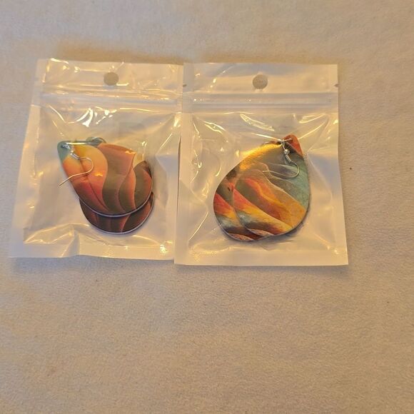 Tear drop 2 pair earrings multi color - Picture 7 of 7